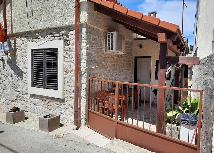 Stone House Histria
