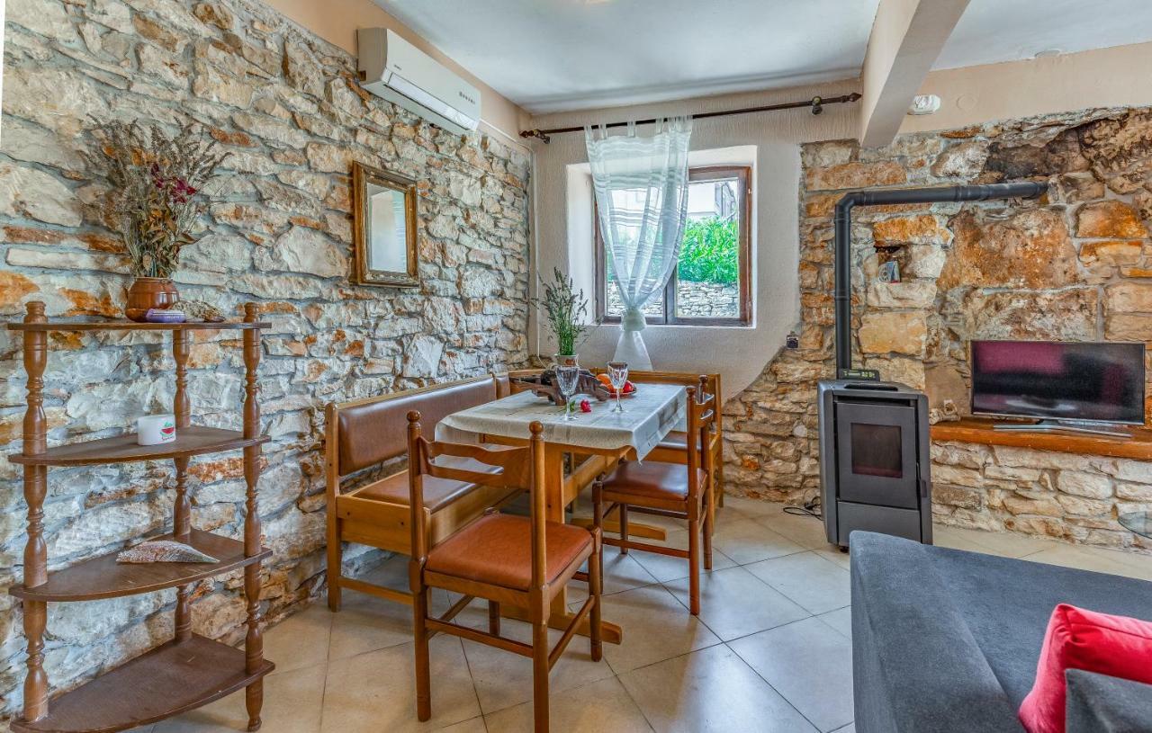 Vakantiehuis Stone House Histria